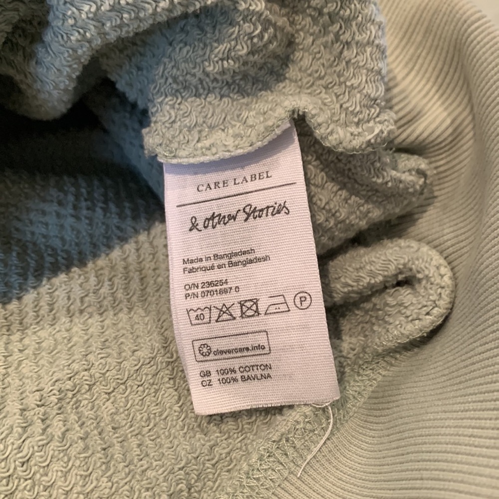 & Other Stories Mock-neck Green Pullover - Picture 2 of 3